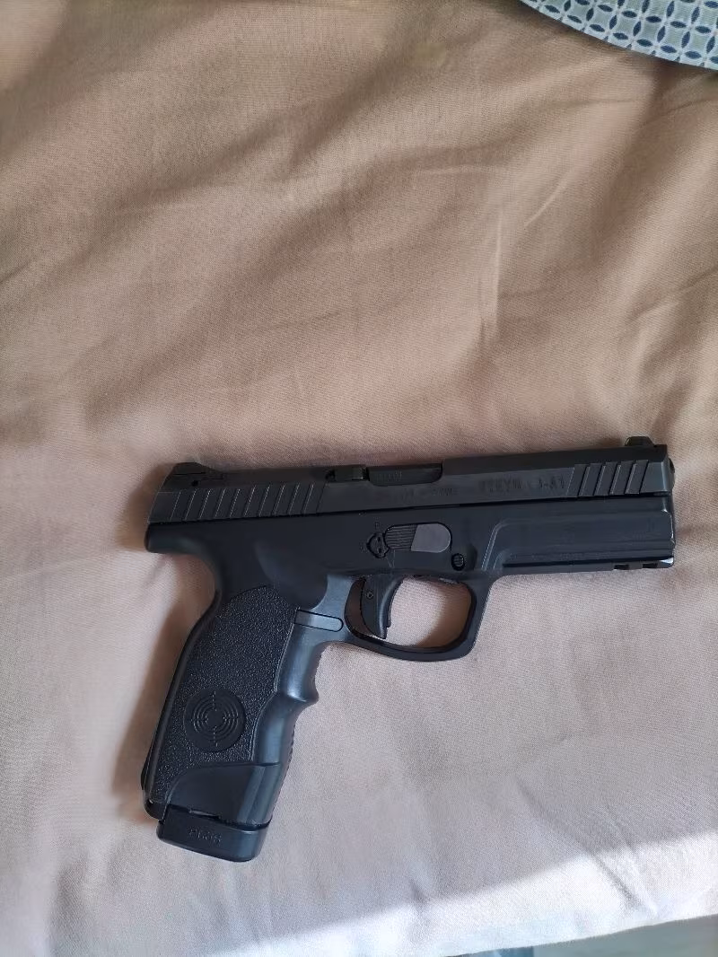 EMEKLİ TSK PERSONELİNDEN