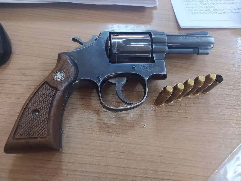 Smith wesson Kamus personelinden Belgeli