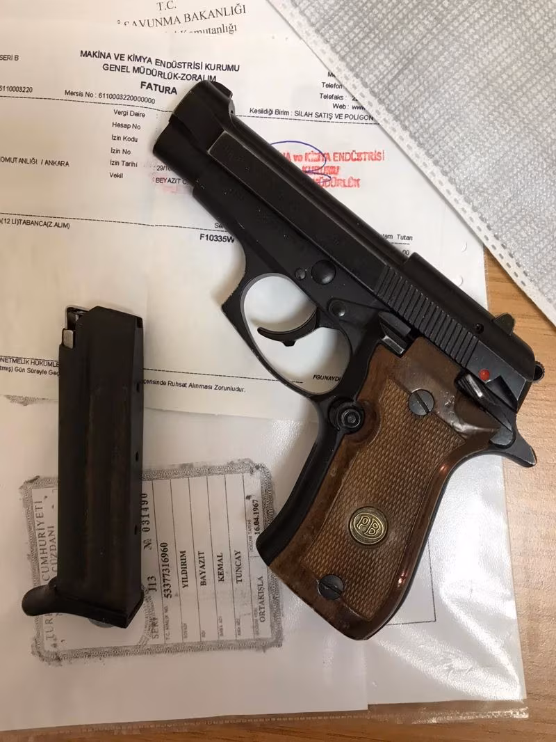 BERETTA F81