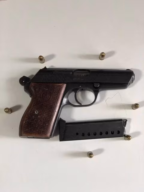 ÇEKOSLOVAKYA BİLEN BİLİR. EMEKLİ ALBAYDAN ALINDI TAMAMEN ORJINAL 1976