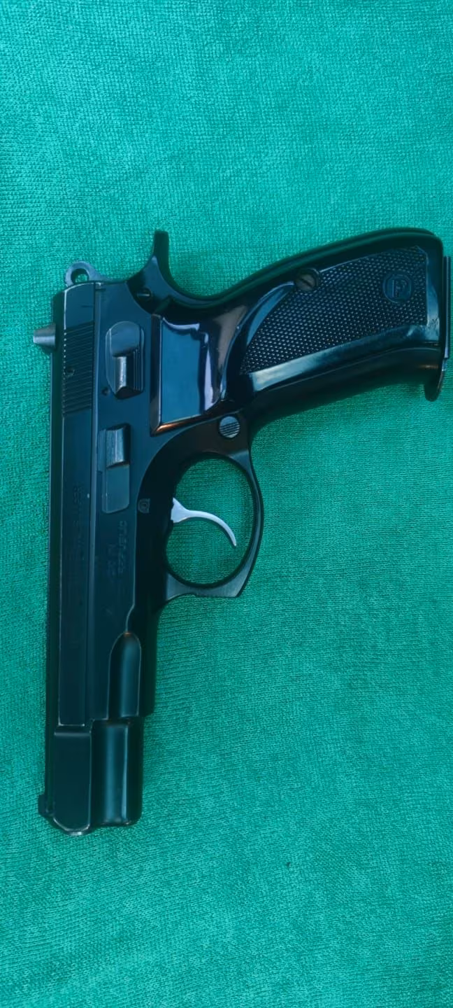 TEMİZ, HİÇ İŞLEM GÖRMEMİŞ CZ 75 B
