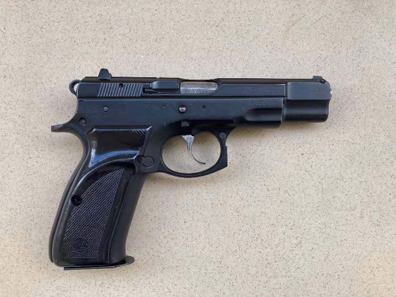 CZ 75B CAL 9 LUGER