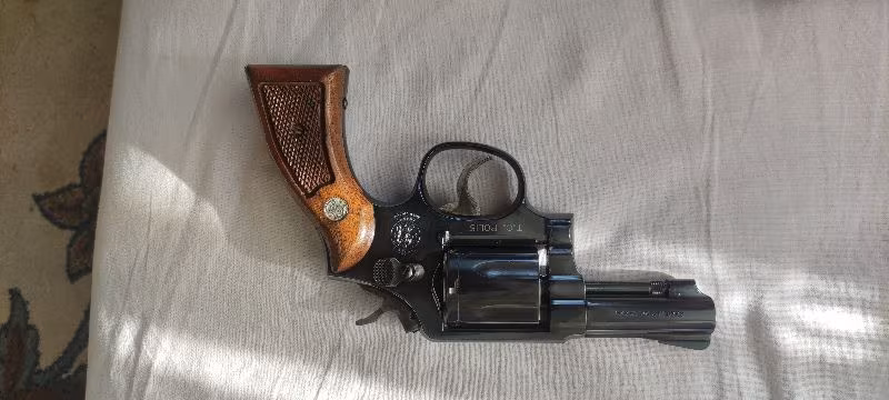 Askeri Personelden Sıfırdan farksız SMİTH WESSON 38 CAL.
