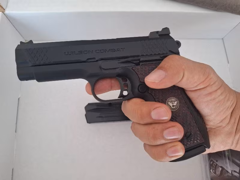 Kamu personelinden Sıfır Wilson Combat EDC