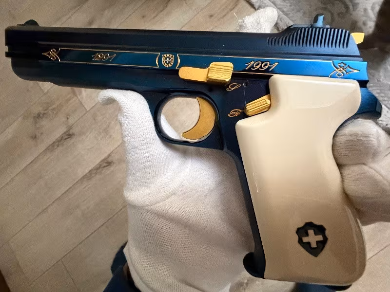 Sig Blue Helvetica P210