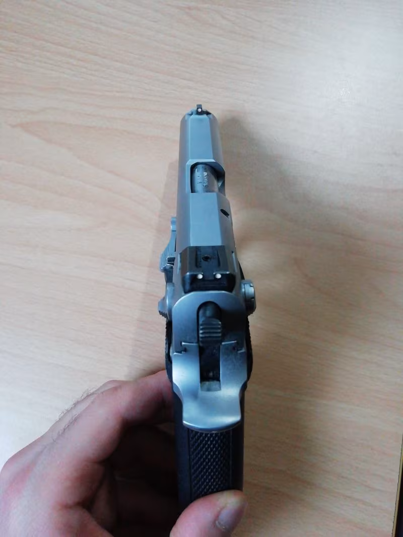 SMİTH WESSON 5906