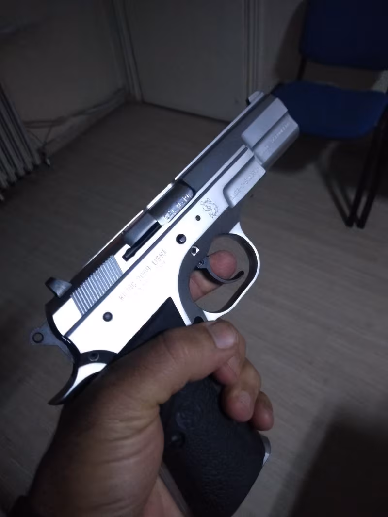 Sarsılmaz 2000 liht