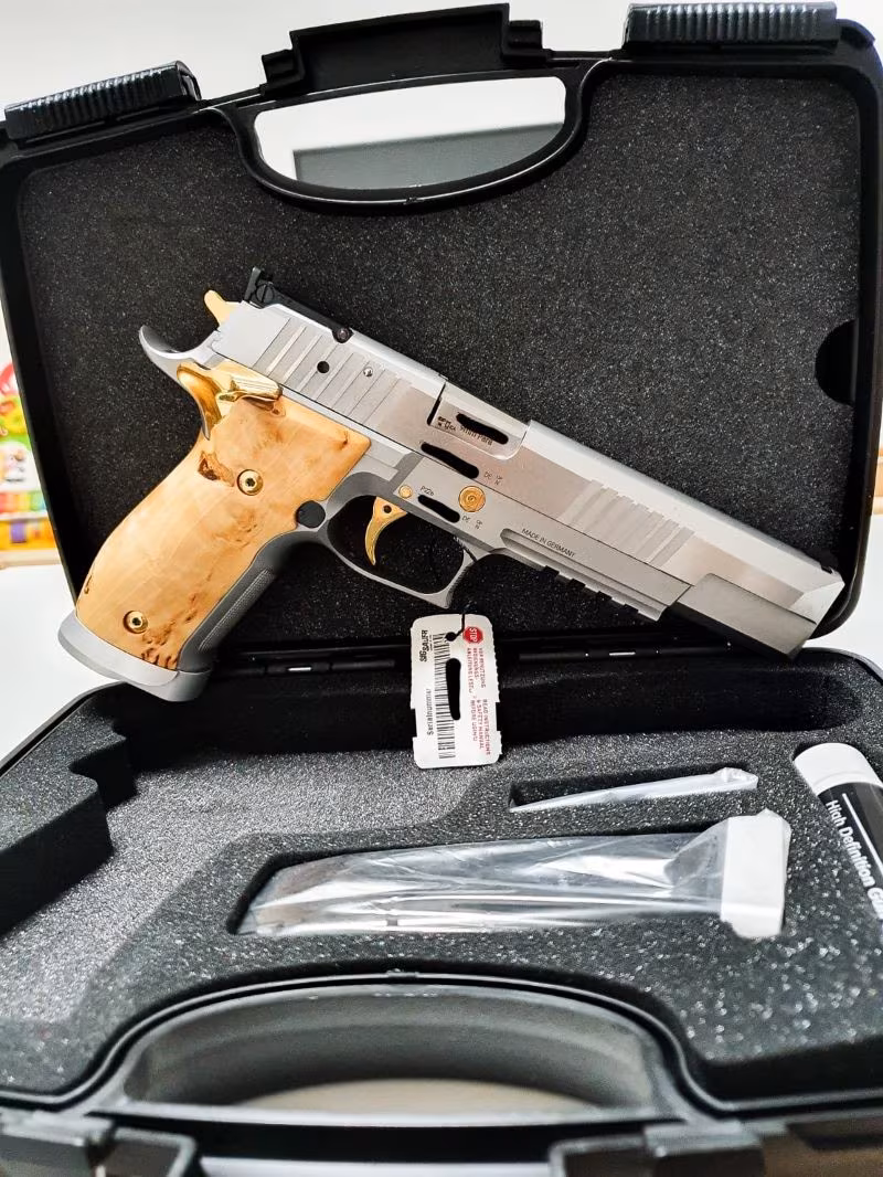 SİG SAUER X6 SCANDİC-DİPLOMAT SİLAHI