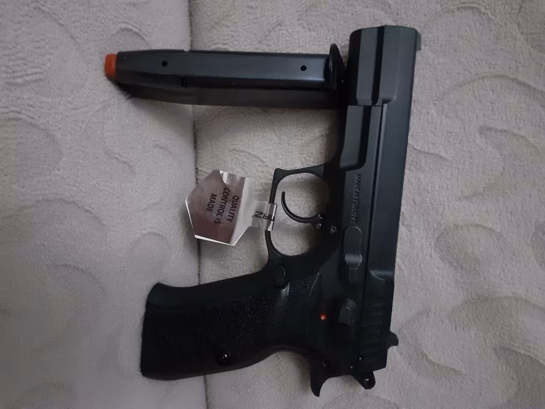 MEMURDAN SIFIR SARSILMAZ KILIÇ 2000 MEGA
