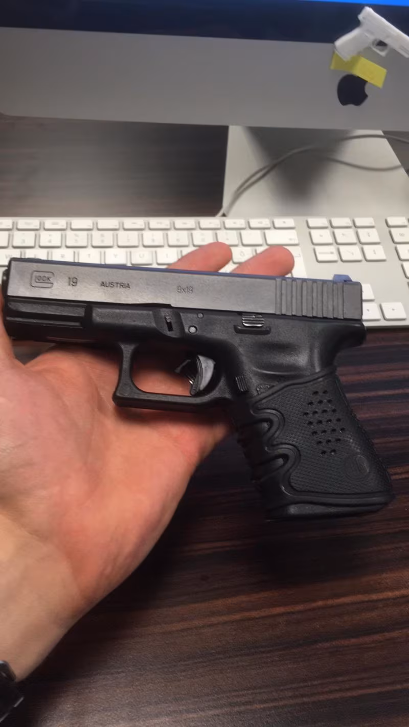 Glock 19