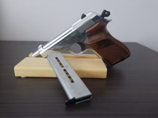 Emekli askerden satılık unigue (Fransız onlusu)