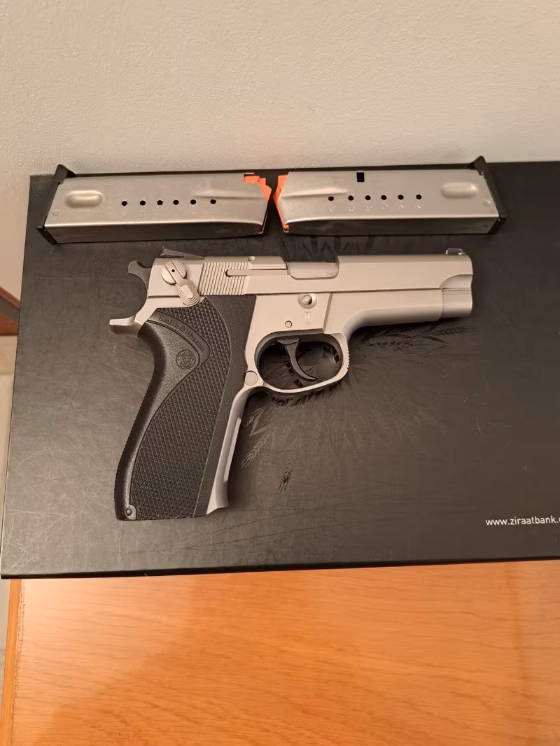 Smith wesson 5906