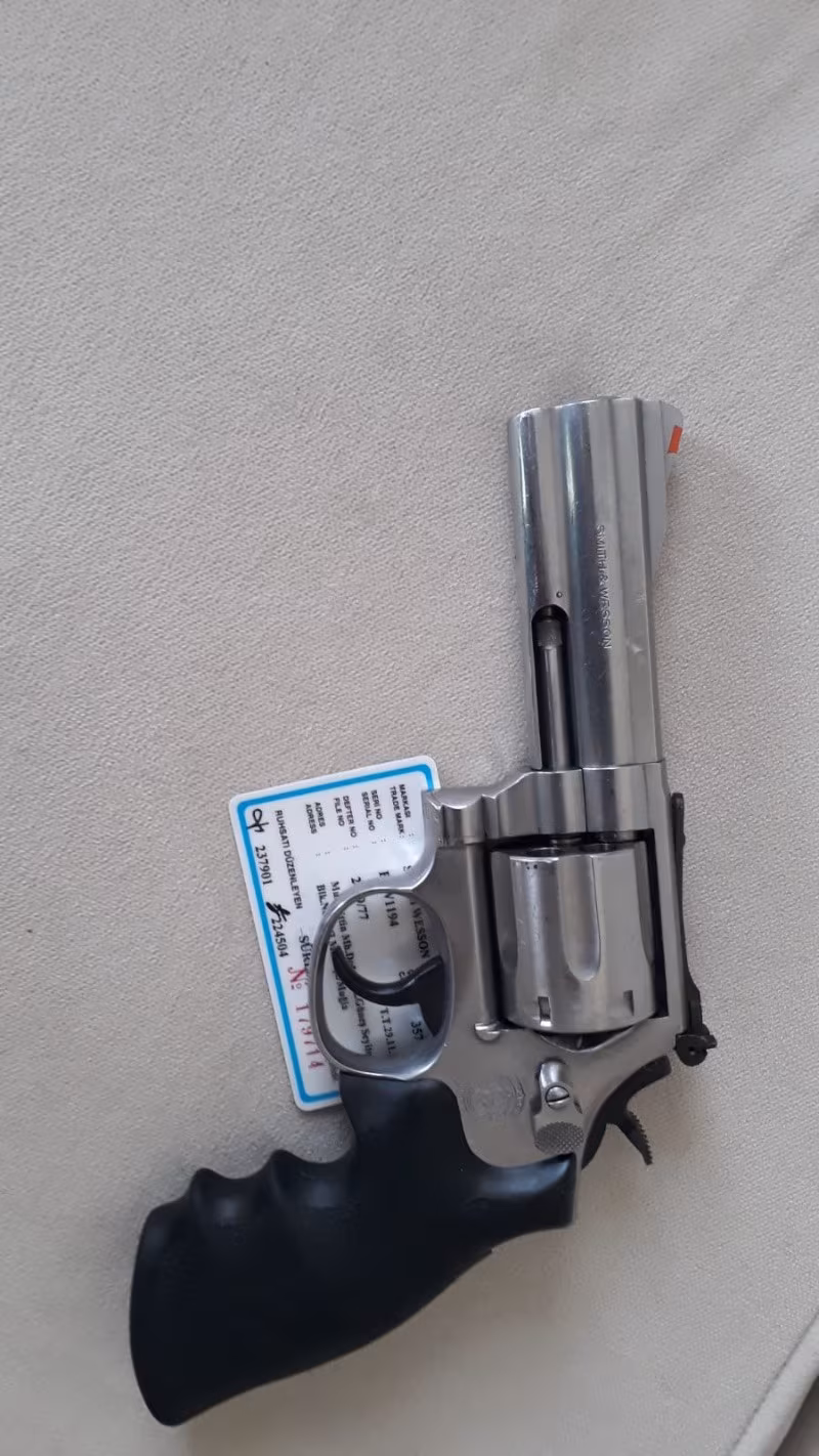 Alman sig sauer p 226 stainless ve başka ithal silahlar