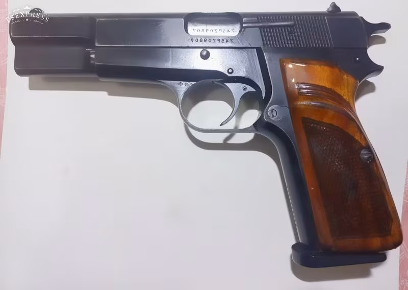 MEMURDAN TEMİZ ORJINAL BELÇİKA BROWNİNG 14'LÜ TABANCA