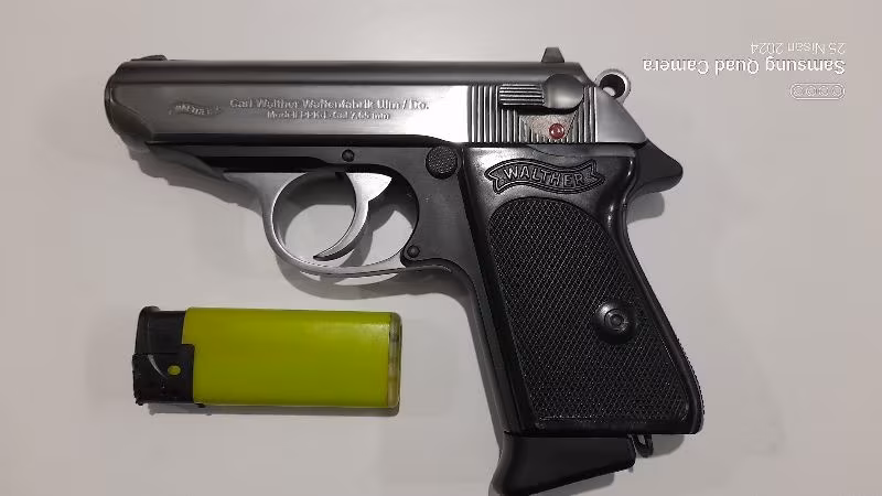 JAMES BOND - WALTHER PPK