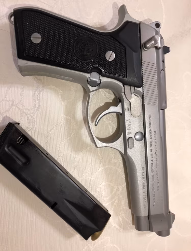 İlk Sahibinden Beretta Fs 92 İnox Mke Çıkışlı