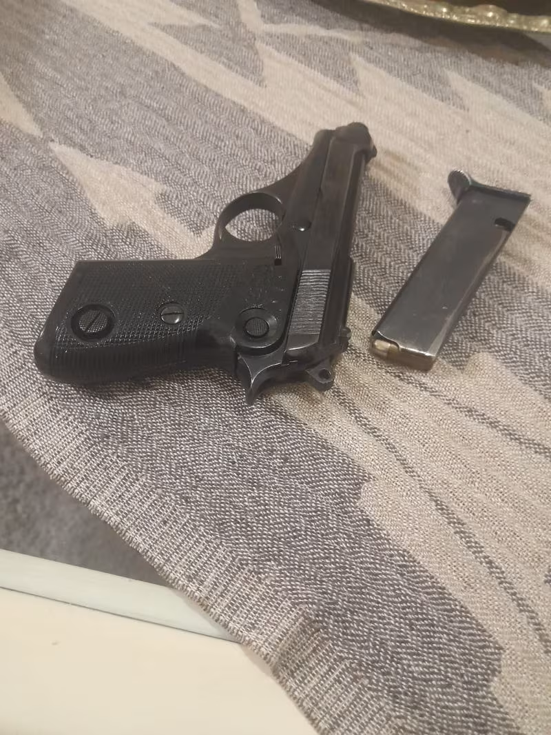 Asker Emeklisinden Ruhsatlı 7.65 MM İtalyan Baretta