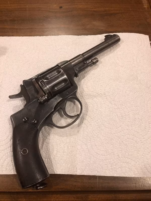 Osmanlı subayı beylik silahı