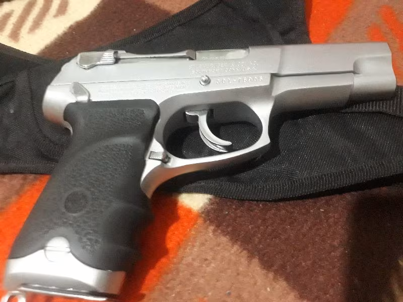 USA Ruger p85
