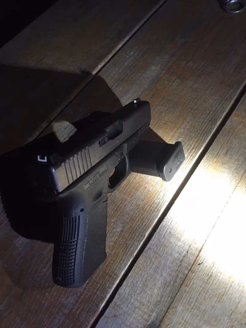 Çok temiz GLOCK 19 GEN 4 9mm