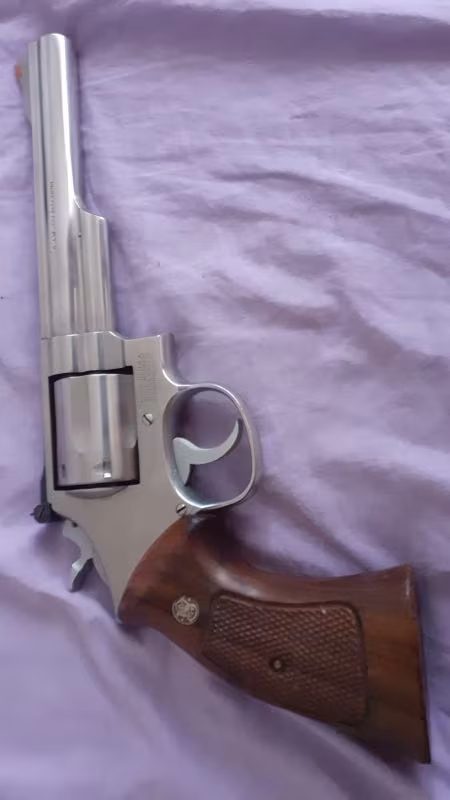 SMİTH WESSON 357 MAGNUM 6 İNÇ NAMLU .MODEL 66-3