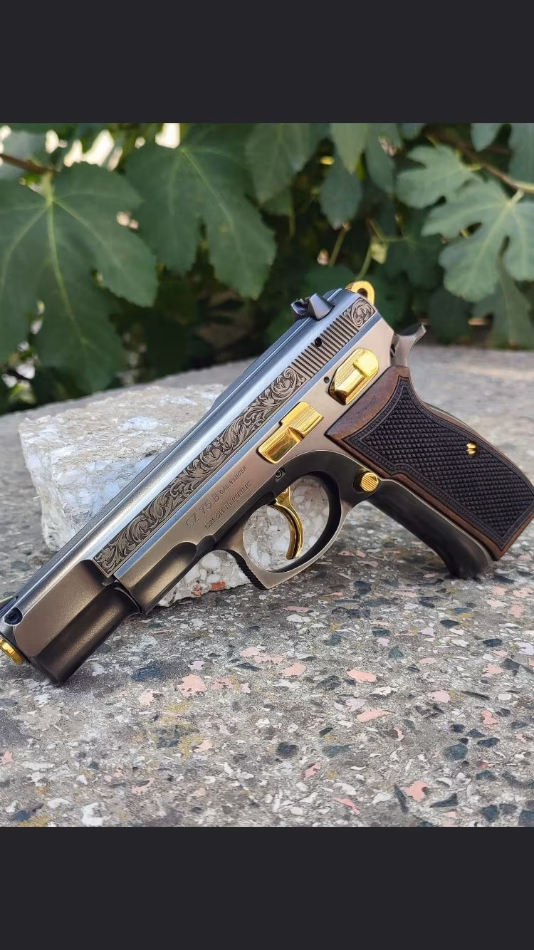 CZ 75 SEVERLERE DUYURULUR