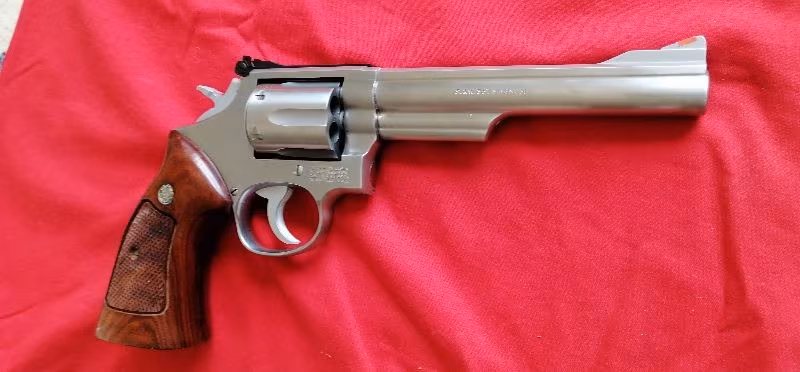SİMTH WESSON 357 MAGNUM 6"