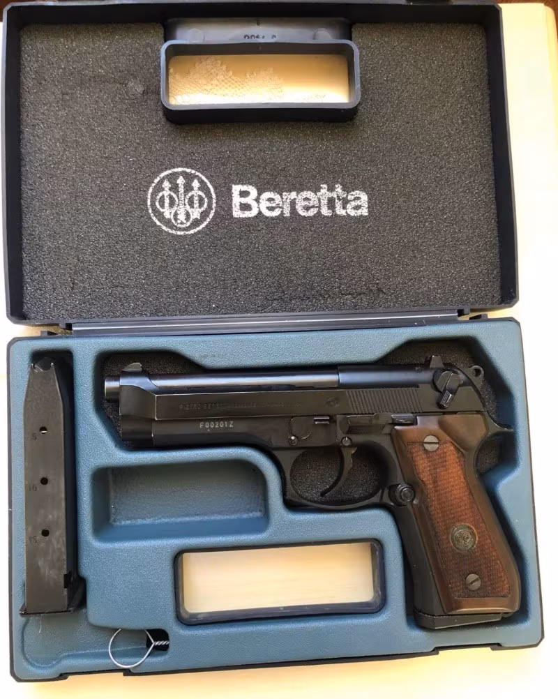 Sıfır ayarında 9 mm beratta