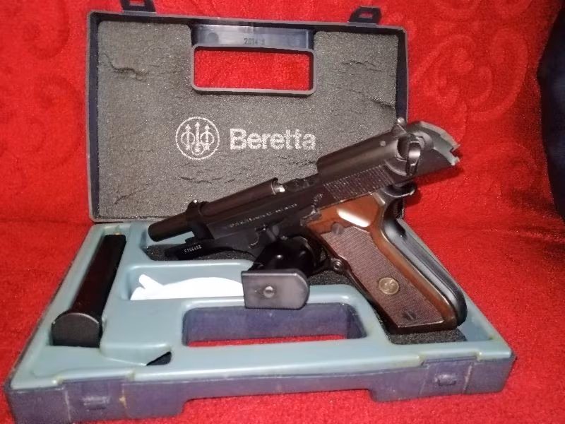 ACİL İHTİYAÇTAN SATILIK BERETTA F92 KUTUSUNDA SIFIR AYARINDA