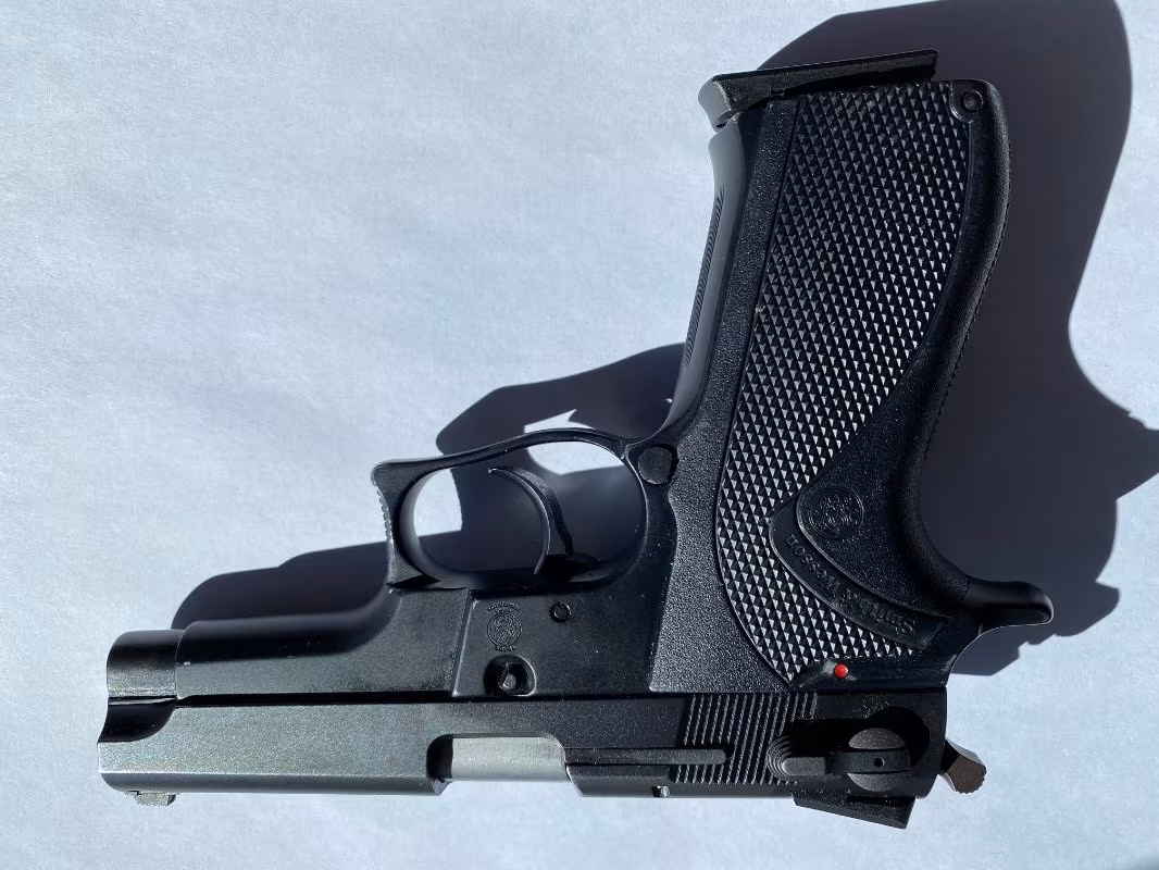 SAHİBİNDEN TERTEMİZ SMİTH WESSON 5904