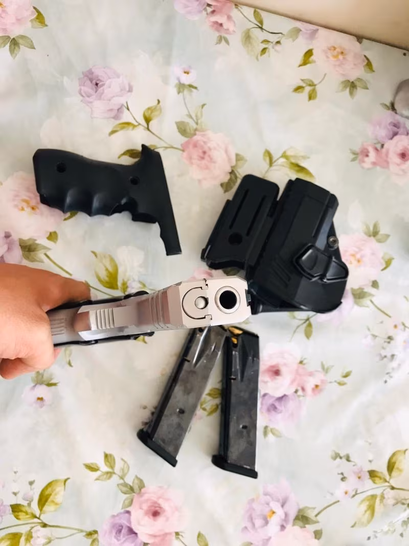 Ruhsatlı askeri personelden