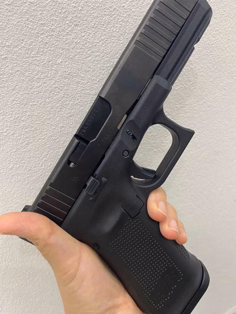 GLOCK 17 GEN 5 100. YIL SERİSİ EKSTRAAA TÜRKİYE 1071 SERİ NOLU TÜRKİYENİN EN ÖZEL TEK SİLAHI