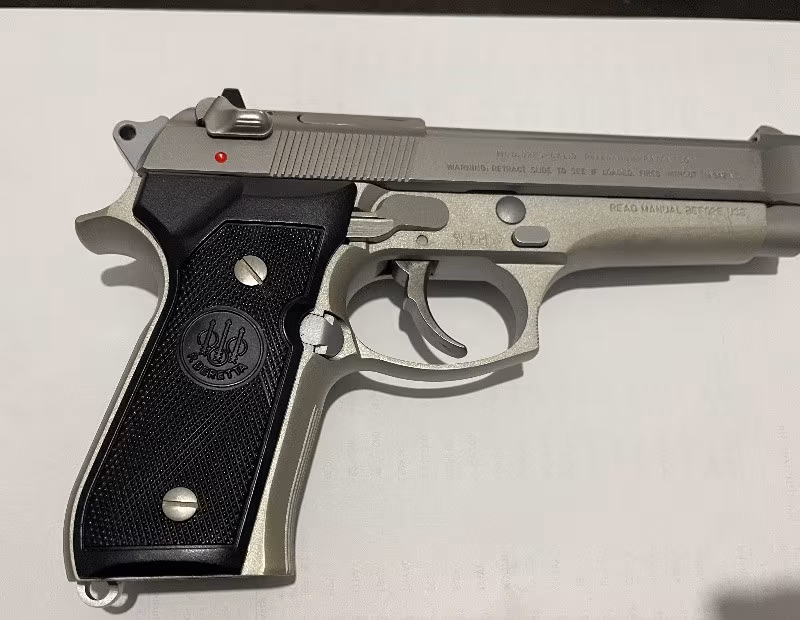 Baretta 92 Fs orijinal silver