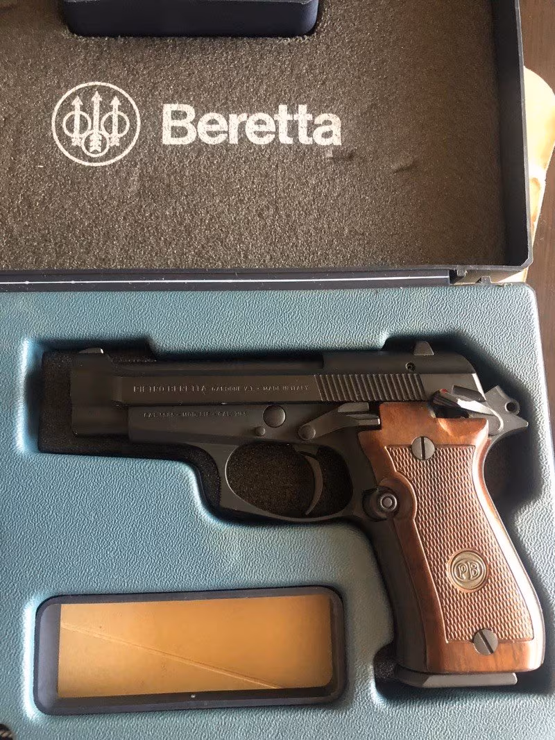 İLK SAHİBİNDEN HİÇ KULLANILMAMIŞ BERETTA 81F