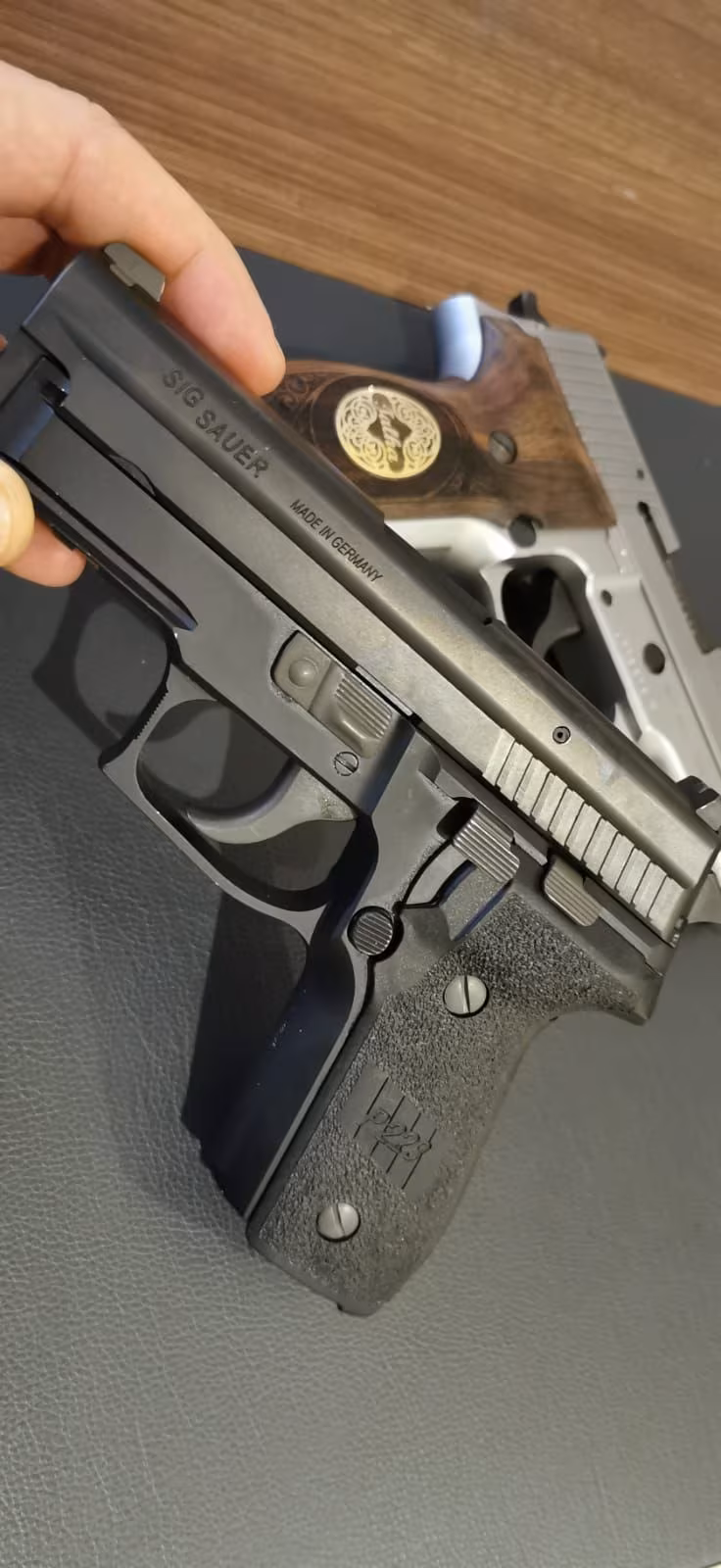 Cok temiz orjinal Alman P229