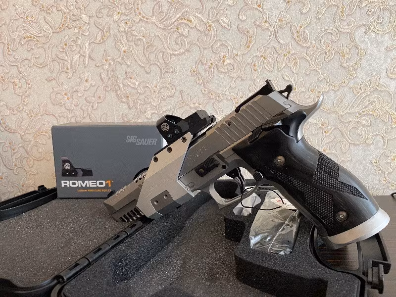 Sig Sauer X6 Skeleton