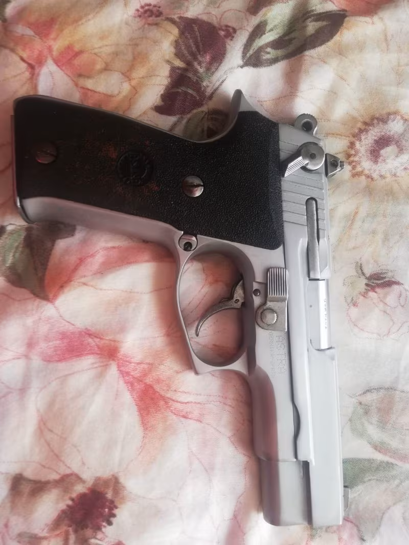 Taşıma ruhsatlı Astra A 900