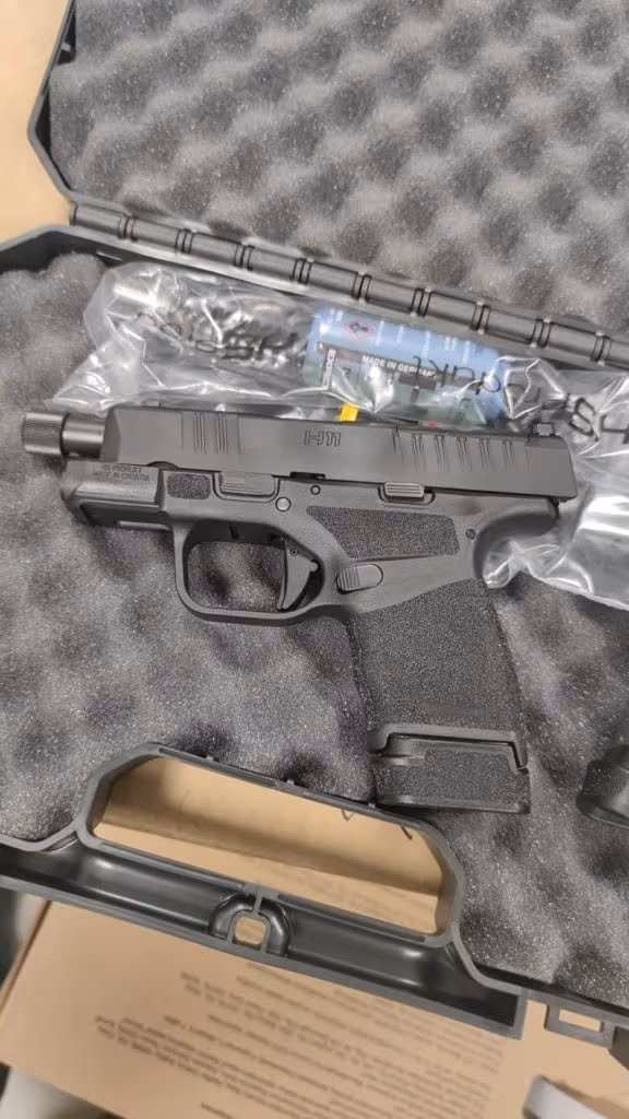 SIFIR HS 11 HELLCAT TB CC 15 RD KOMPENZATÖR MODELİ VE HS 11 HELGART MODELİ TOPLAM 2 TABANCA