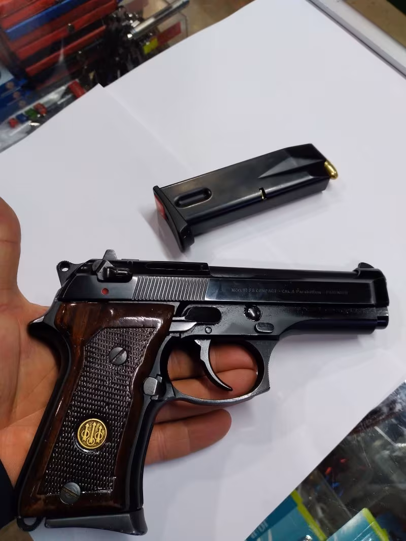 SIFIR AYARINDA FS 92 COMPACT 13+1 9MM İTALYAN PİETRO  BERETTA