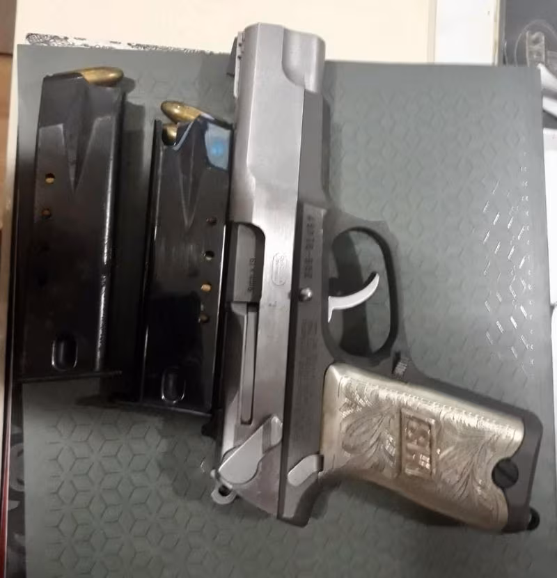 GÜMÜŞ İŞLEMELİ ALTIN HARFLİ RUGER P89