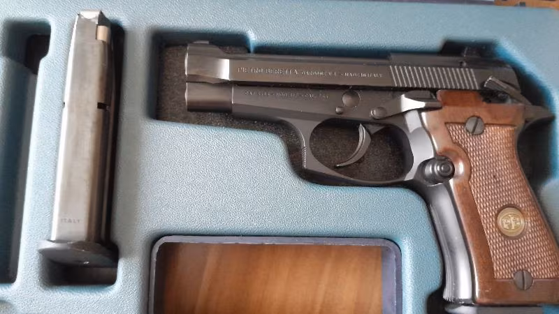 BERETTA F81  7.65 ORJINAL  TABANCA