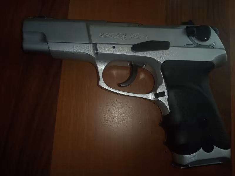 Emekli Polisten Satılık Ruger