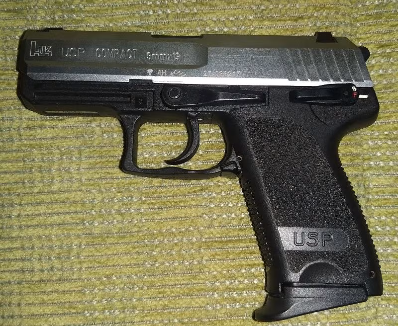 HECKLER KOCH USP COMPACT 13+1 9 MM