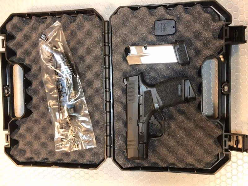 SIFIR HS 11  HALGART RDR  COMPAK REDROG TAKILABİLİR AVRUPA TABANCA MKE YENİ ALINDI