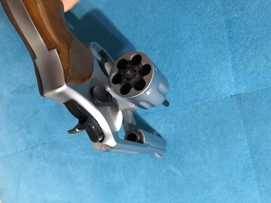 Ruhsatlı Çook temiz smith wesson 38 cal.
