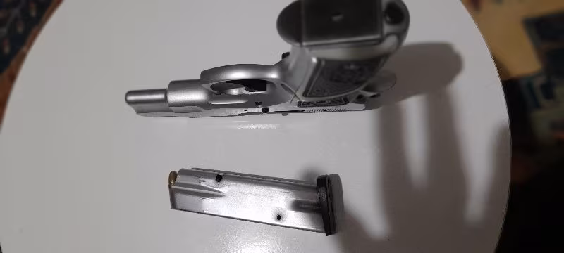 Polis Emeklisinden orjinal Tabanca