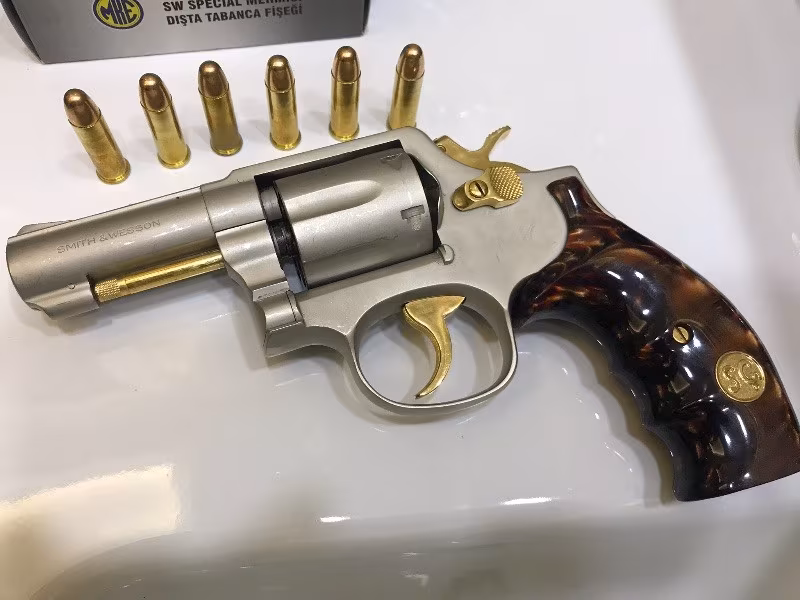 Smith & Wesson 38 cal