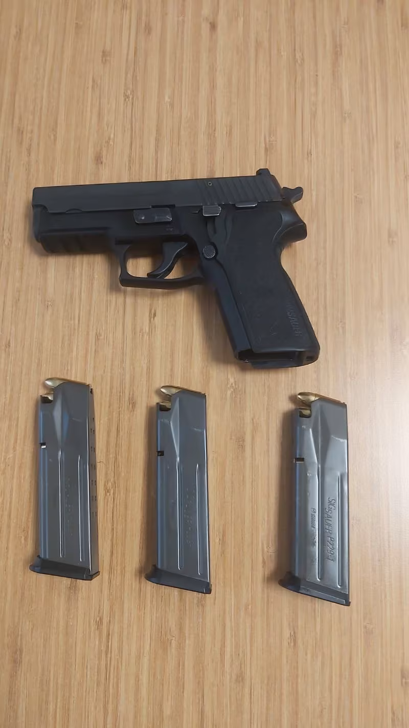 Hakimden Devredilcek..SıgSauer P229