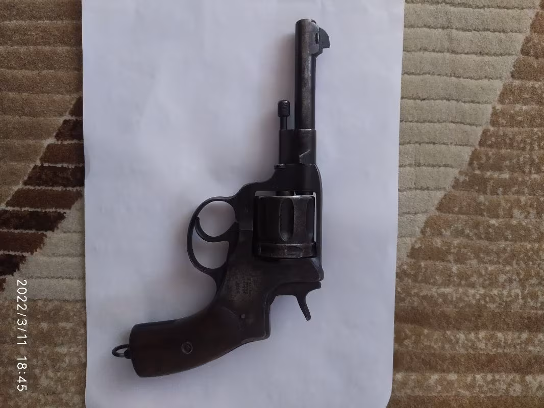 NAGANT Antika Tabanca