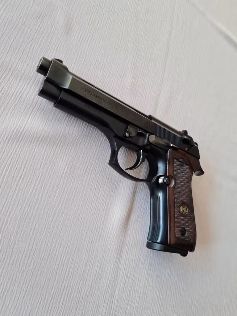 YARGI MENSUBUNDAN BERETTA 92FS (15+1) 9×19 KALİBRE